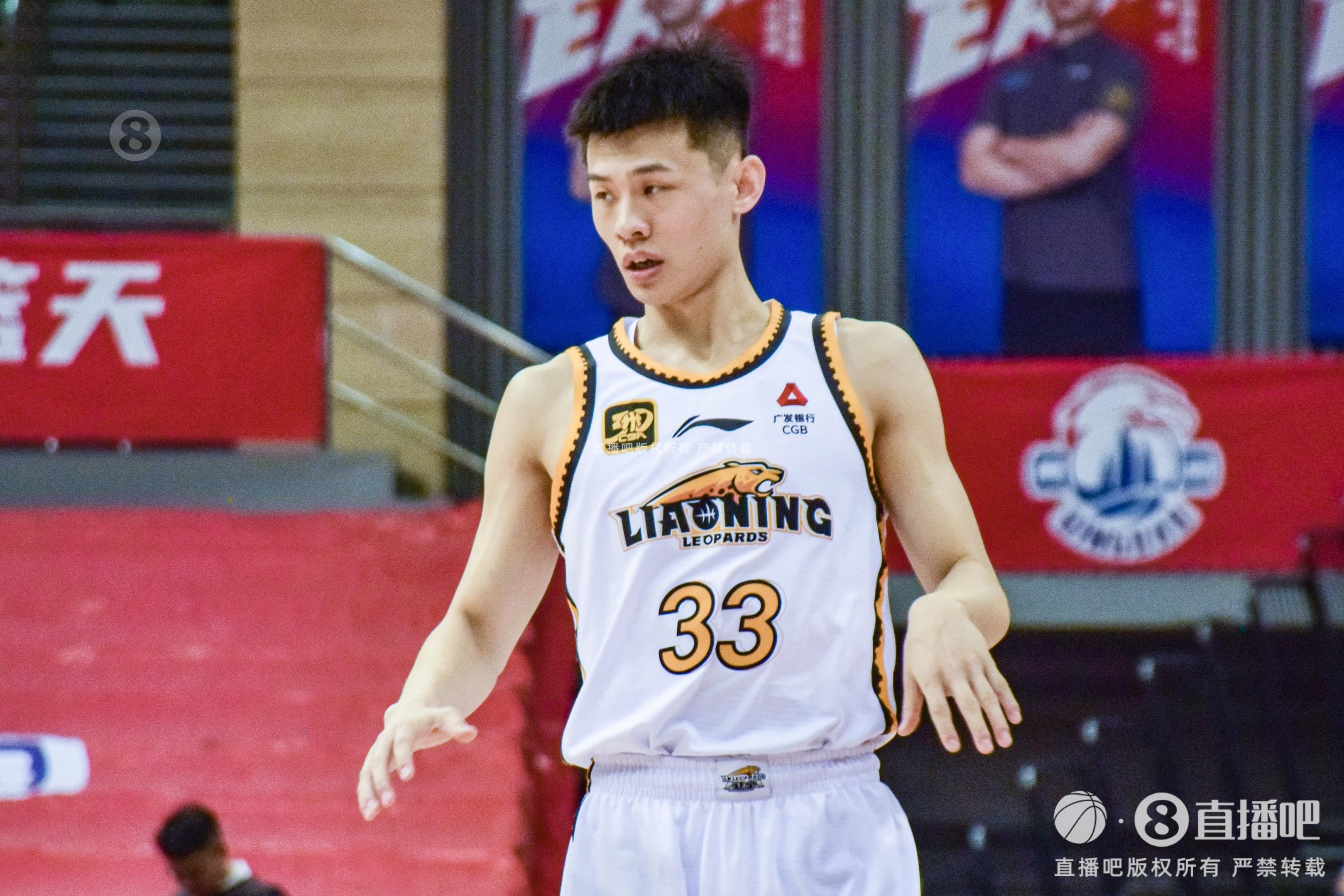 盡力了！王嵐嵚末節(jié)2記三分 全場18分鐘4中3拿到10分